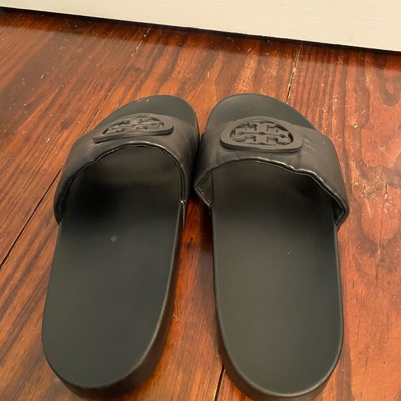 Tory Burch Lina Black Leather Slides in size 7 - Picture 2 of 3